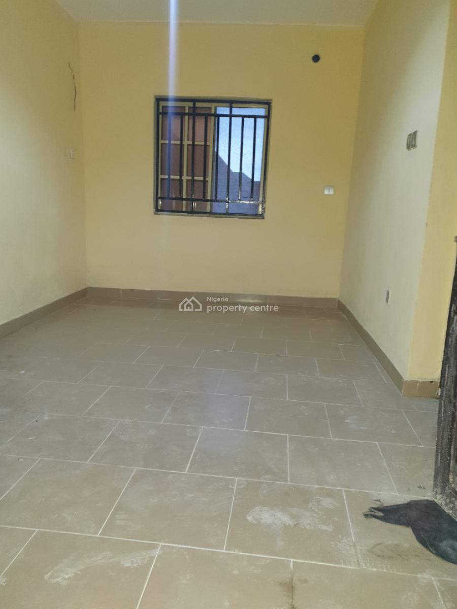 Spacious Self Contain, Igbo-efo Off Spg Road, Lekki, Lagos, Self Contain (single Rooms) for Rent