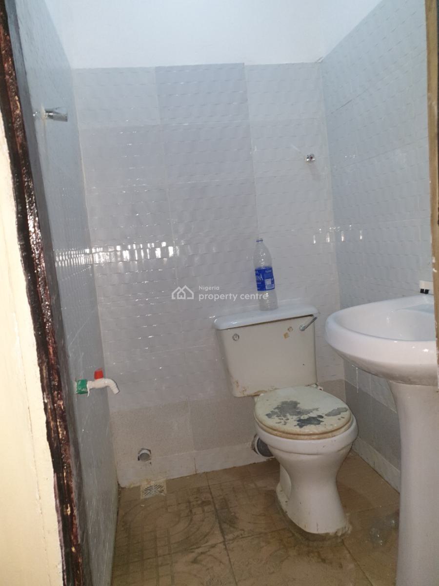 Spacious Self Contain, Igbo-efo Off Spg Road, Lekki, Lagos, Self Contain (single Rooms) for Rent