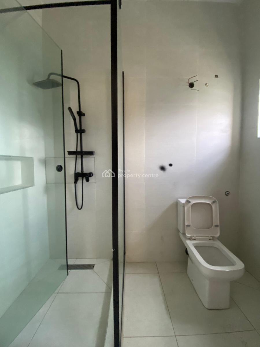 2 Bedroom Apartment with Pool & Elevator, Lekki Phase 1, Lekki, Lagos, Flat / Apartment for Sale