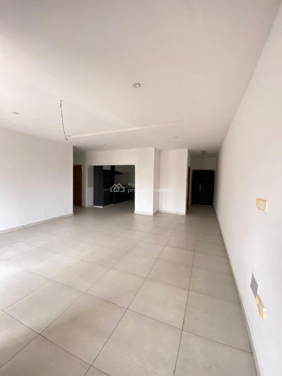 2 Bedroom Apartment with Pool & Elevator, Lekki Phase 1, Lekki, Lagos, Flat / Apartment for Sale