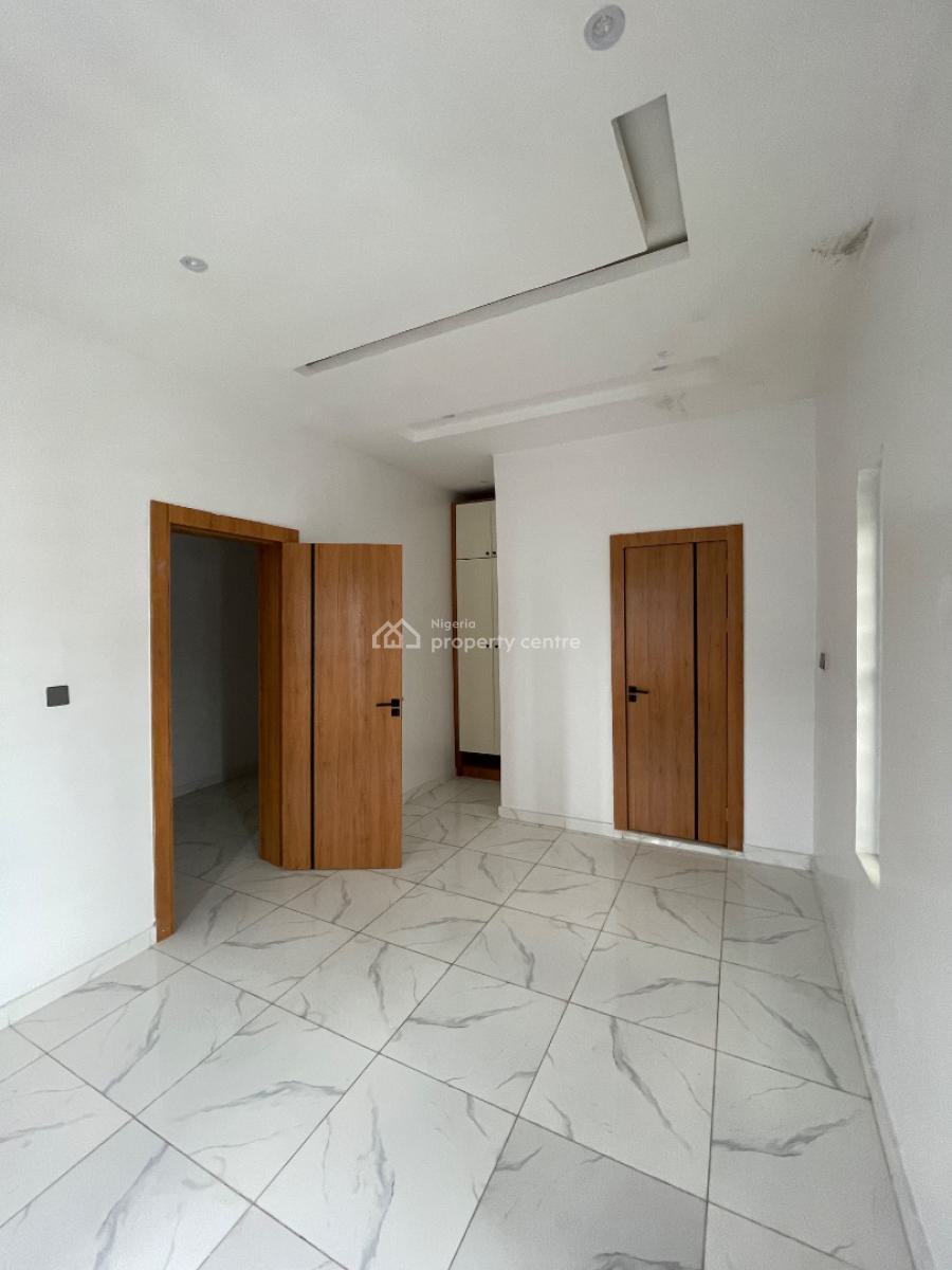 4 Bedroom Semi Detached Duplex with Bq, Ologolo, Lekki, Lagos, Semi-detached Duplex for Sale