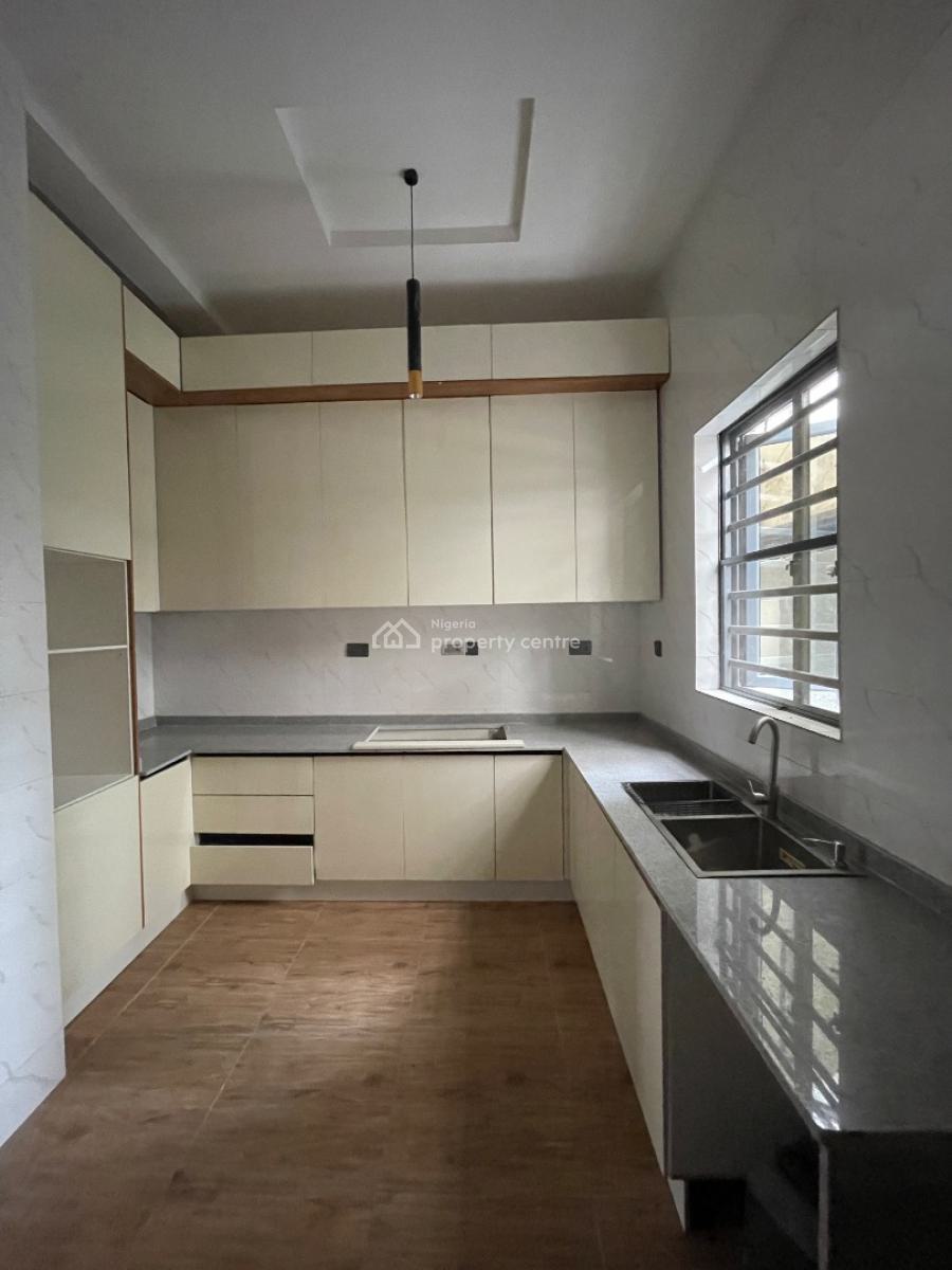 4 Bedroom Semi Detached Duplex with Bq, Ologolo, Lekki, Lagos, Semi-detached Duplex for Sale