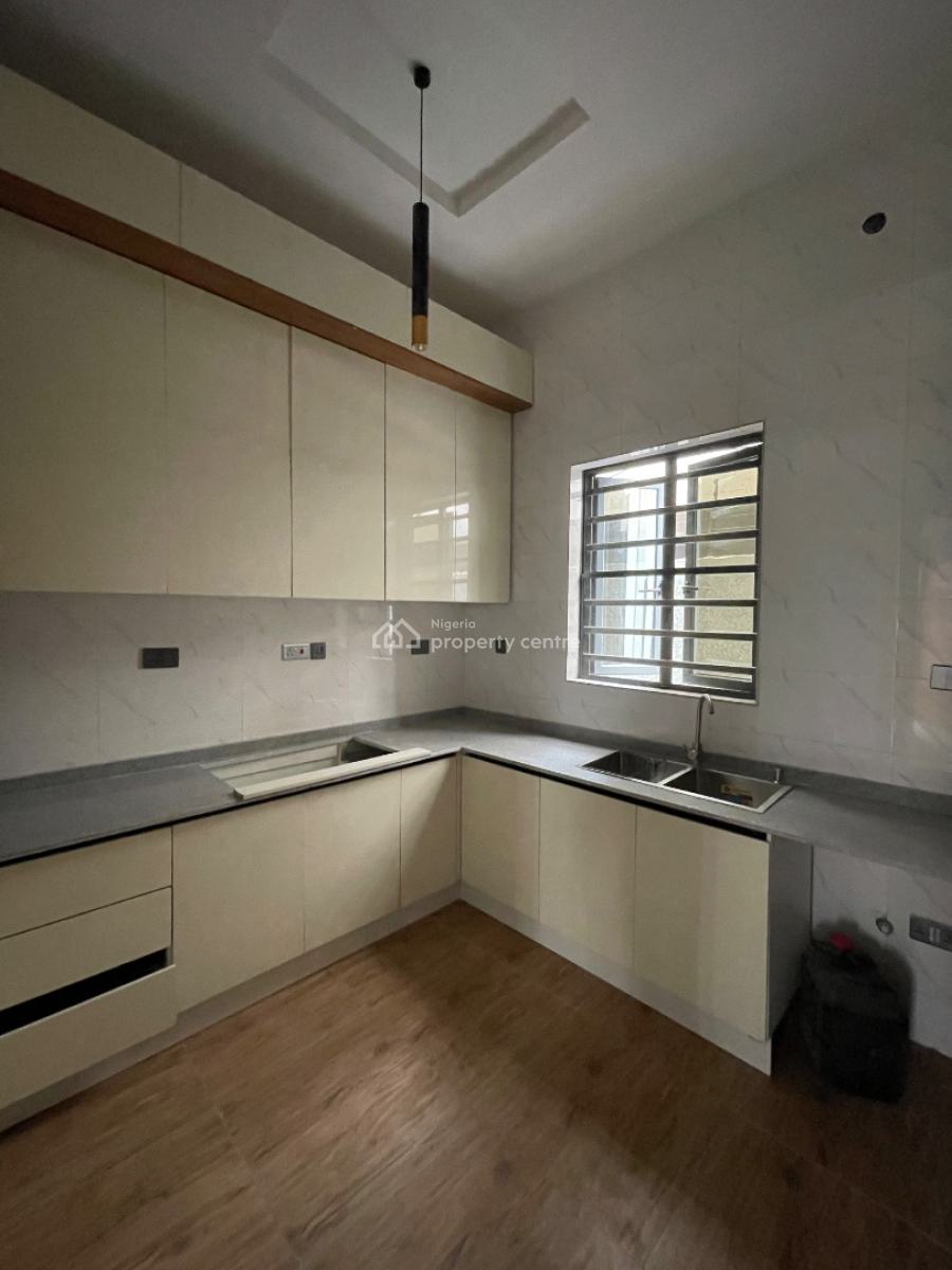 4 Bedroom Semi Detached Duplex with Bq, Ologolo, Lekki, Lagos, Semi-detached Duplex for Sale