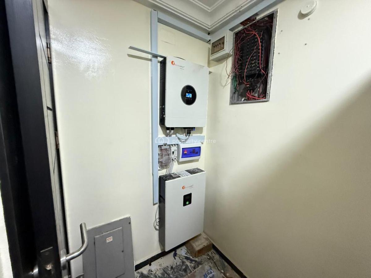 3 Bedrooms Flat with a Bq, Lekki Phase 1, Lekki, Lagos, Flat / Apartment for Rent
