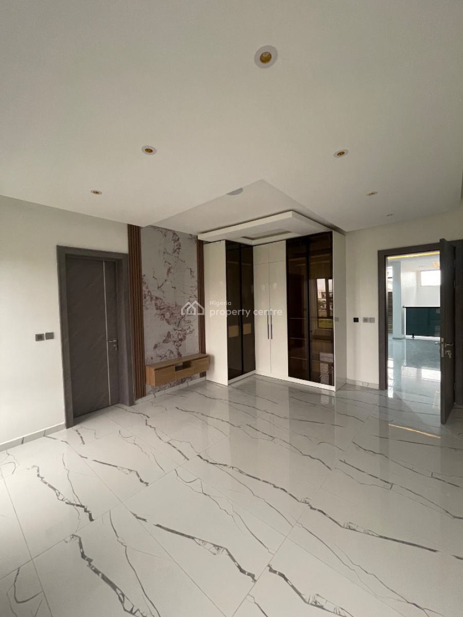 Luxury 5 Bedroom Fully Detached with Bq , Cinema and Swimming Pool, Ajah, Lagos, Detached Duplex for Sale