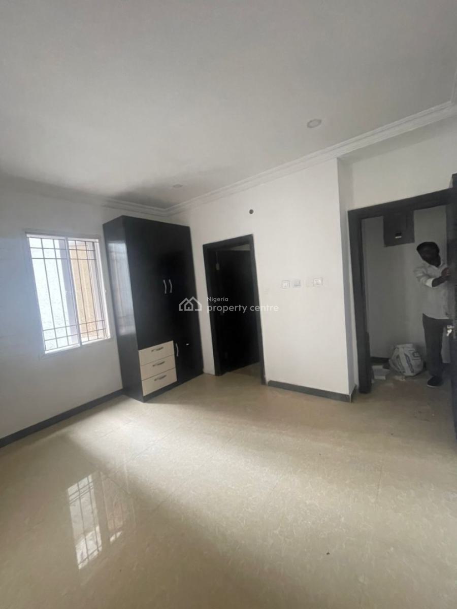 Clean and Spacious Room in a Shared Duplex, Ikate, Lekki, Lagos, Self Contain (single Rooms) for Rent