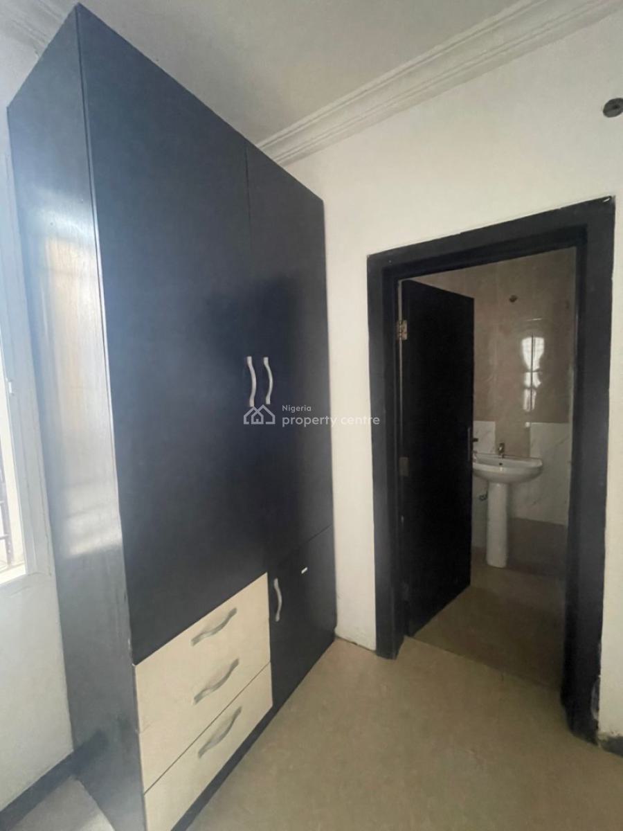 Clean and Spacious Room in a Shared Duplex, Ikate, Lekki, Lagos, Self Contain (single Rooms) for Rent