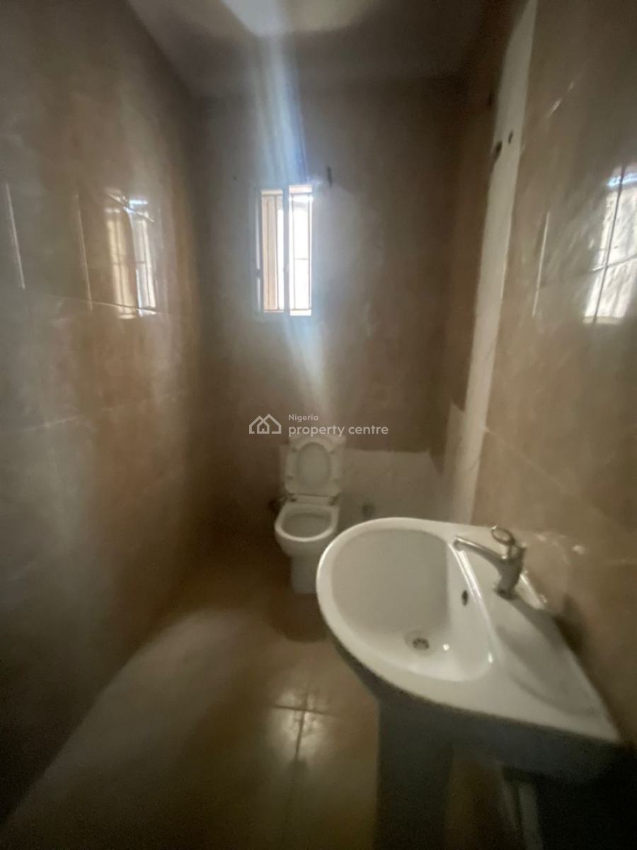 Clean and Spacious Room in a Shared Duplex, Ikate, Lekki, Lagos, Self Contain (single Rooms) for Rent