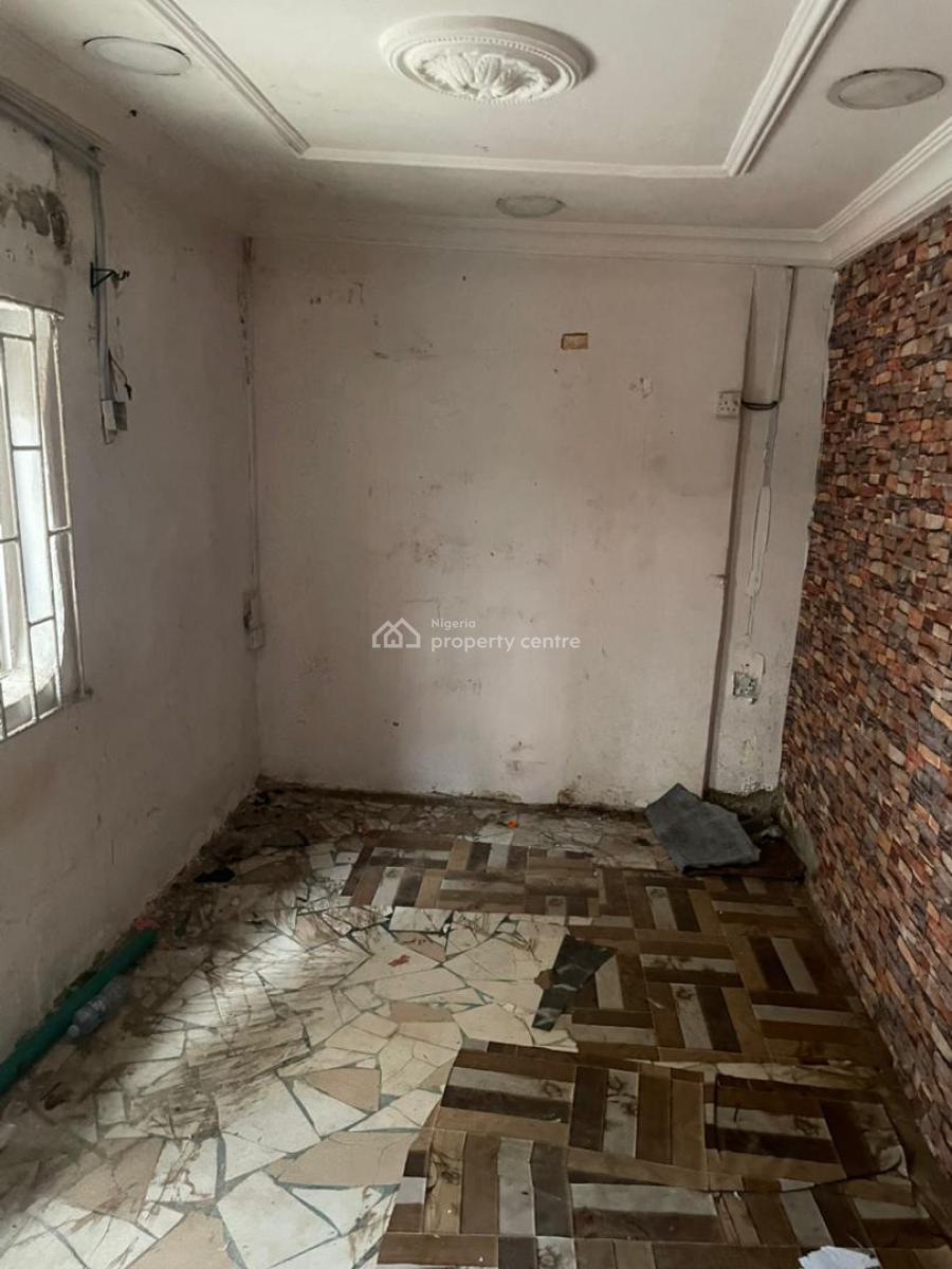 Lovely Fantastic Perfect Self, Surulere, Lagos, Self Contain (single Rooms) for Rent