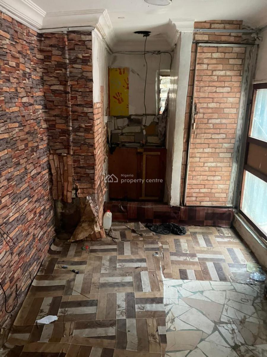 Lovely Fantastic Perfect Self, Surulere, Lagos, Self Contain (single Rooms) for Rent