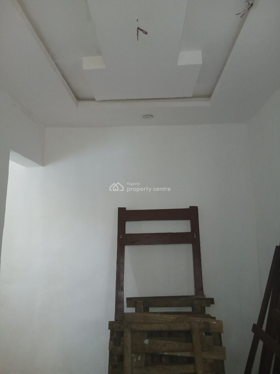 Clean Portable Size, Yaba, Lagos, Self Contain (single Rooms) for Rent