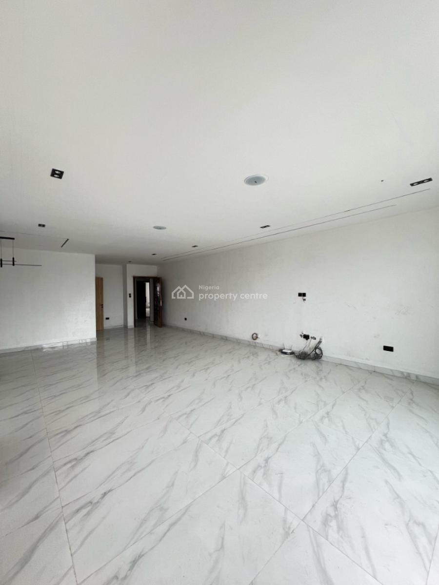 Spacious 2 Bedroom Apartment with  Bq, Swimming Pool, Gym & Elevator, Lekki Phase 1, Lekki, Lagos, Flat / Apartment for Sale