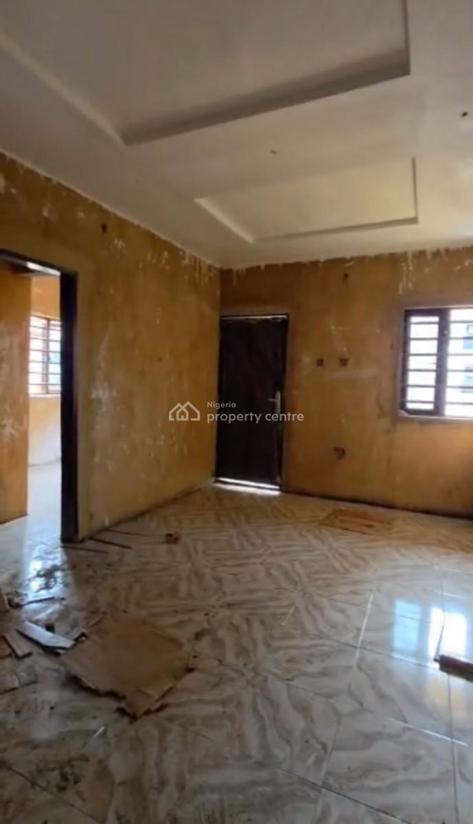 Standard Newly Built  Minflat Upstairs  with Car Park, Off Morroco, Shomolu, Lagos, Mini Flat (room and Parlour) for Rent
