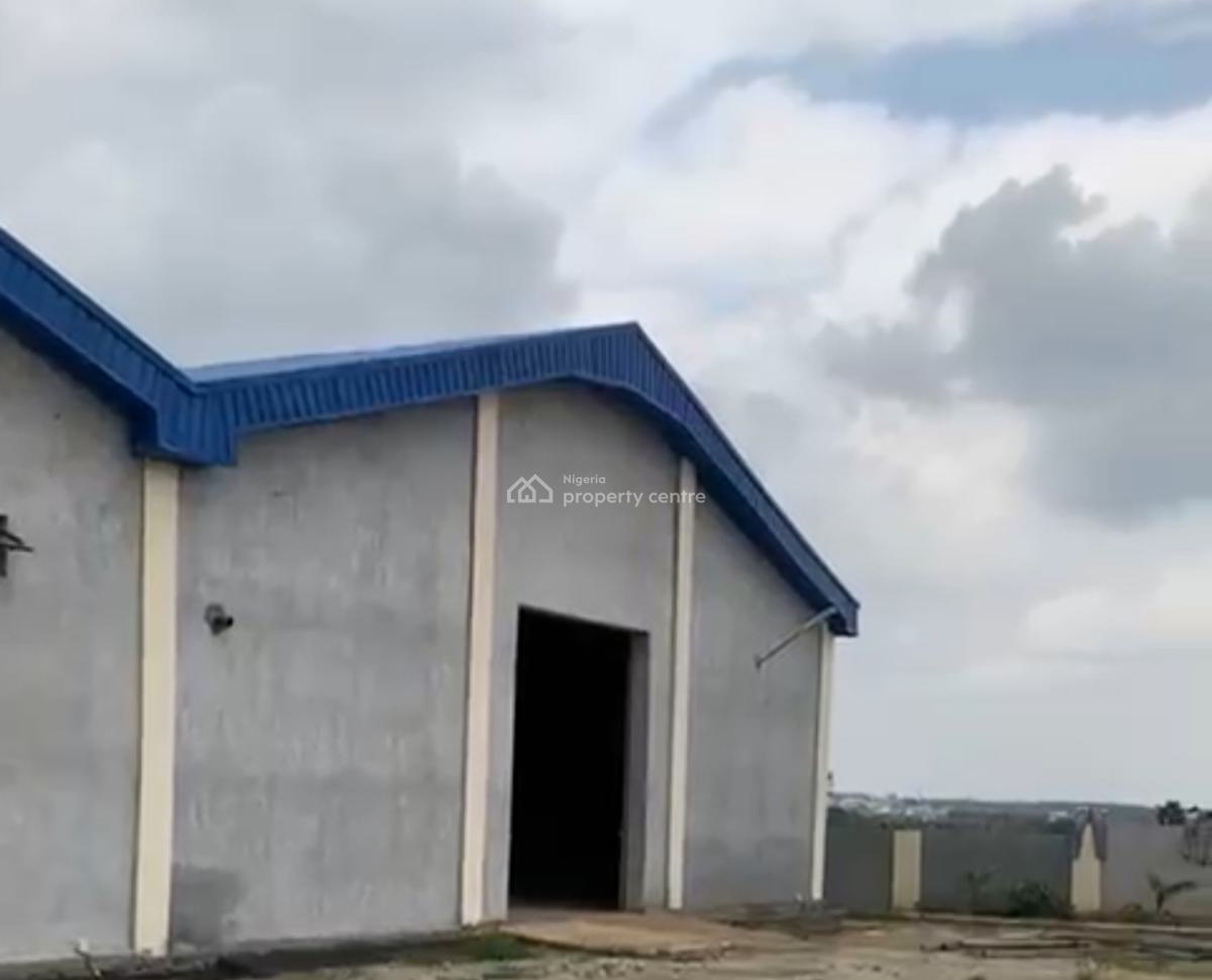 620 Sqms Warehouse with Good Headroom and Large Compound, Expressway, Kubwa, Abuja, Warehouse for Rent