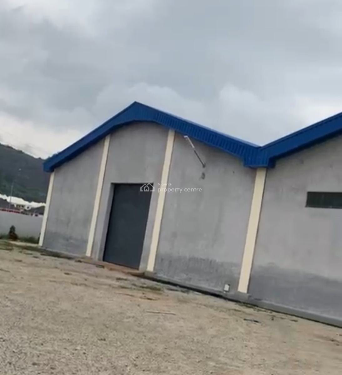 620 Sqms Warehouse with Good Headroom and Large Compound, Expressway, Kubwa, Abuja, Warehouse for Rent