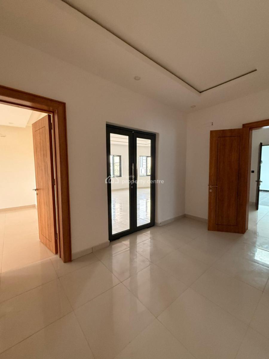 2 Bedroom Penthouse Apartment with Boys Quarters, Lekki Phase 1, Lekki Phase 1, Lekki, Lagos, Flat / Apartment for Rent