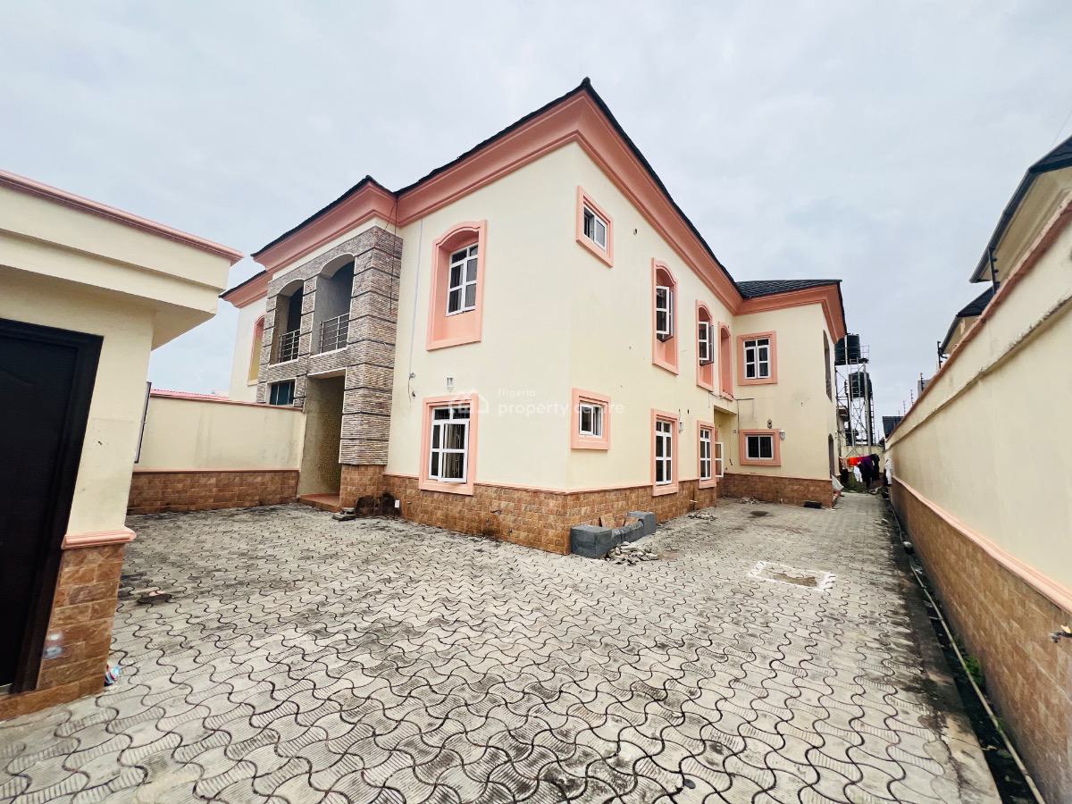 4 Bedroom Semi Detached Duplex with Bq, Lekki Phase 1, Lekki, Lagos, Commercial Property for Rent