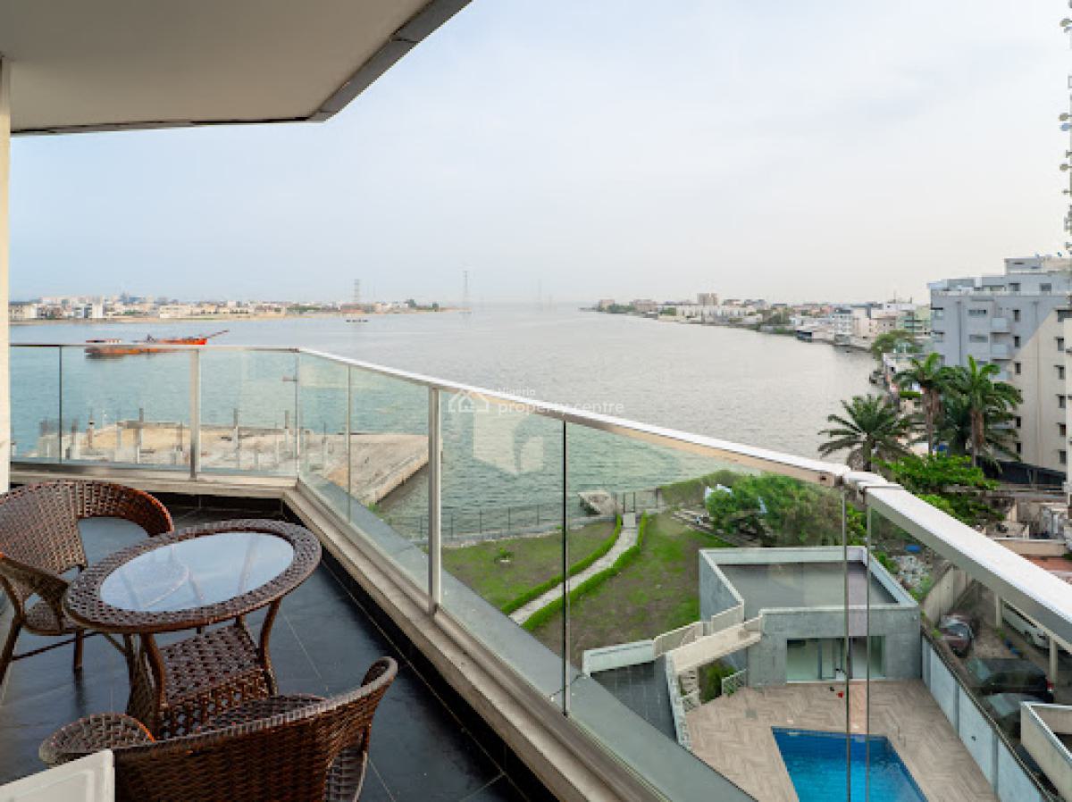 Sleek 3-beds Waterfront Apartment with Jetty, Gym, Ps5 & Snookerboard, Located at Admiralty Way,, Lekki Phase 1, Lekki, Lagos, Flat / Apartment for Sale