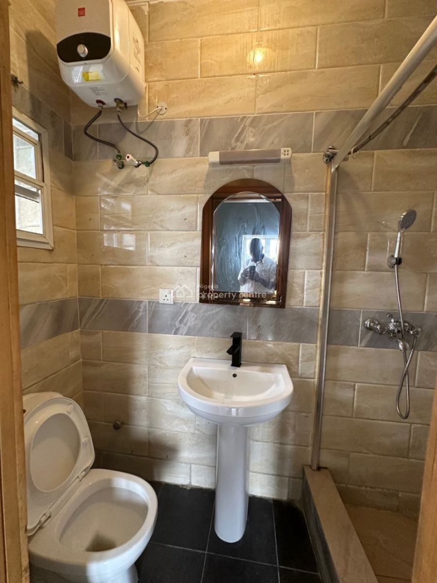Exquisitely Finished 2 Bedroom Apartment Duplex, Lekki Phase 1, Lekki, Lagos, Flat / Apartment for Rent