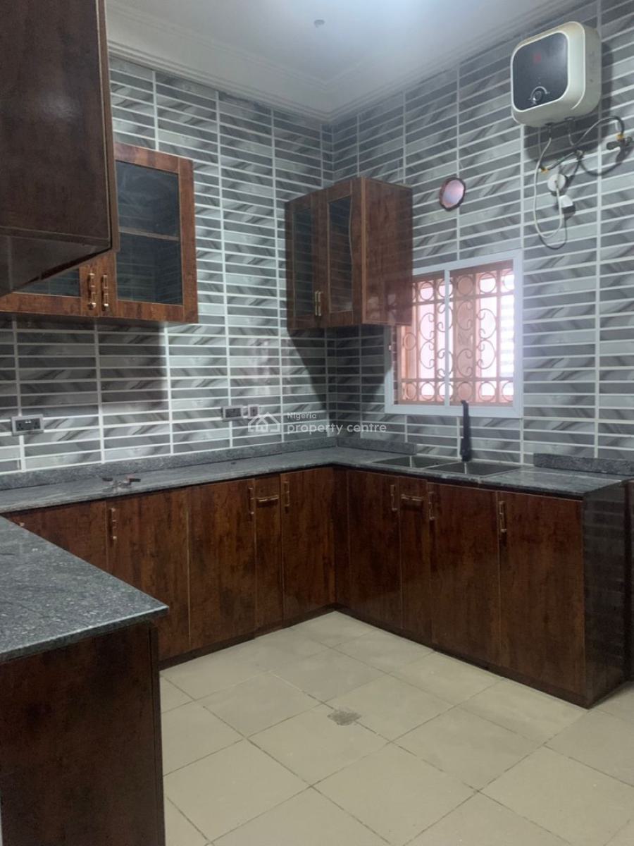 Beautiful and Spacious 2 Bedroom Flat Flat with Excellent Finishing, Chief Jepter Drive, Mpape, Abuja, Flat / Apartment for Rent