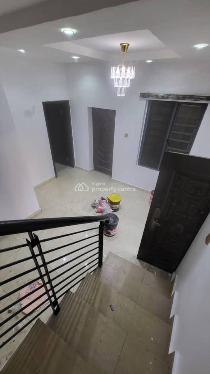 Self Compound 4 Bedroom Semi Detached with a Bq, Osapa London, Osapa, Lekki, Lagos, Semi-detached Duplex for Rent