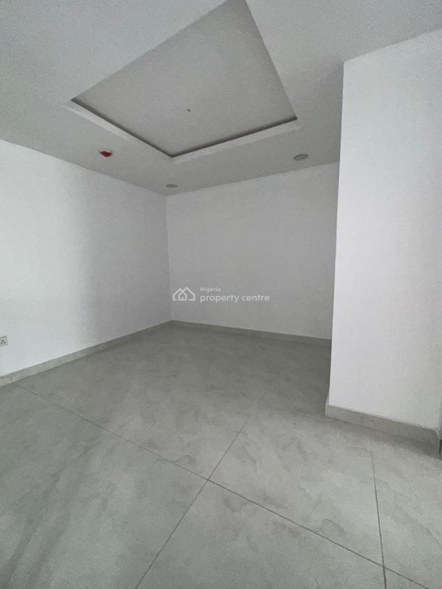Fully Serviced 4 Bedroom, Lekki Phase 1, Lekki, Lagos, Flat / Apartment for Rent