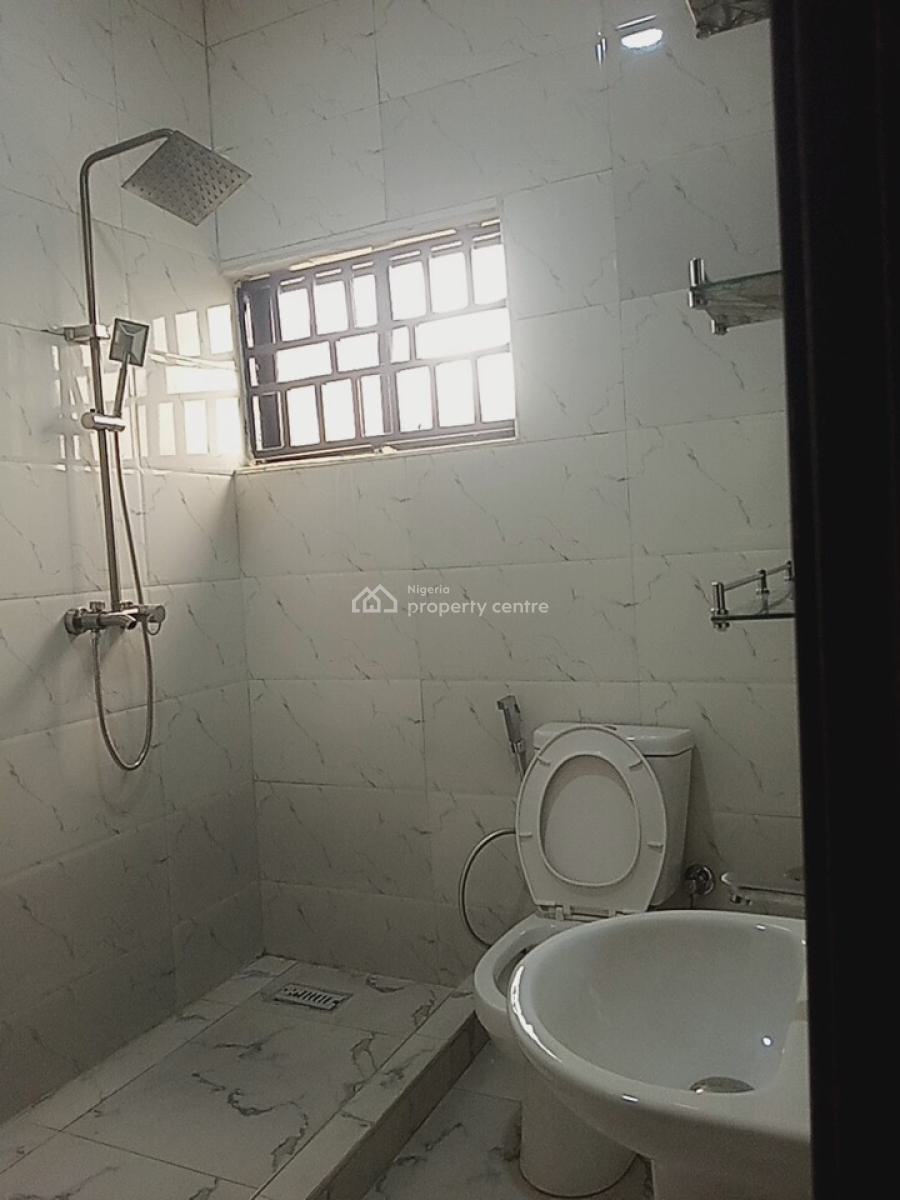 Excellent Spacious 3 Bedroom Apartment, Area 11, Garki, Abuja, Flat / Apartment for Rent