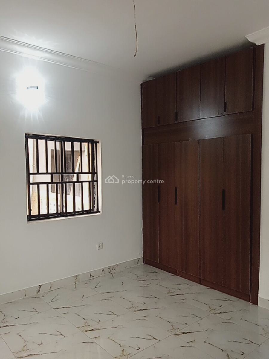 Excellent Spacious 3 Bedroom Apartment, Area 11, Garki, Abuja, Flat / Apartment for Rent