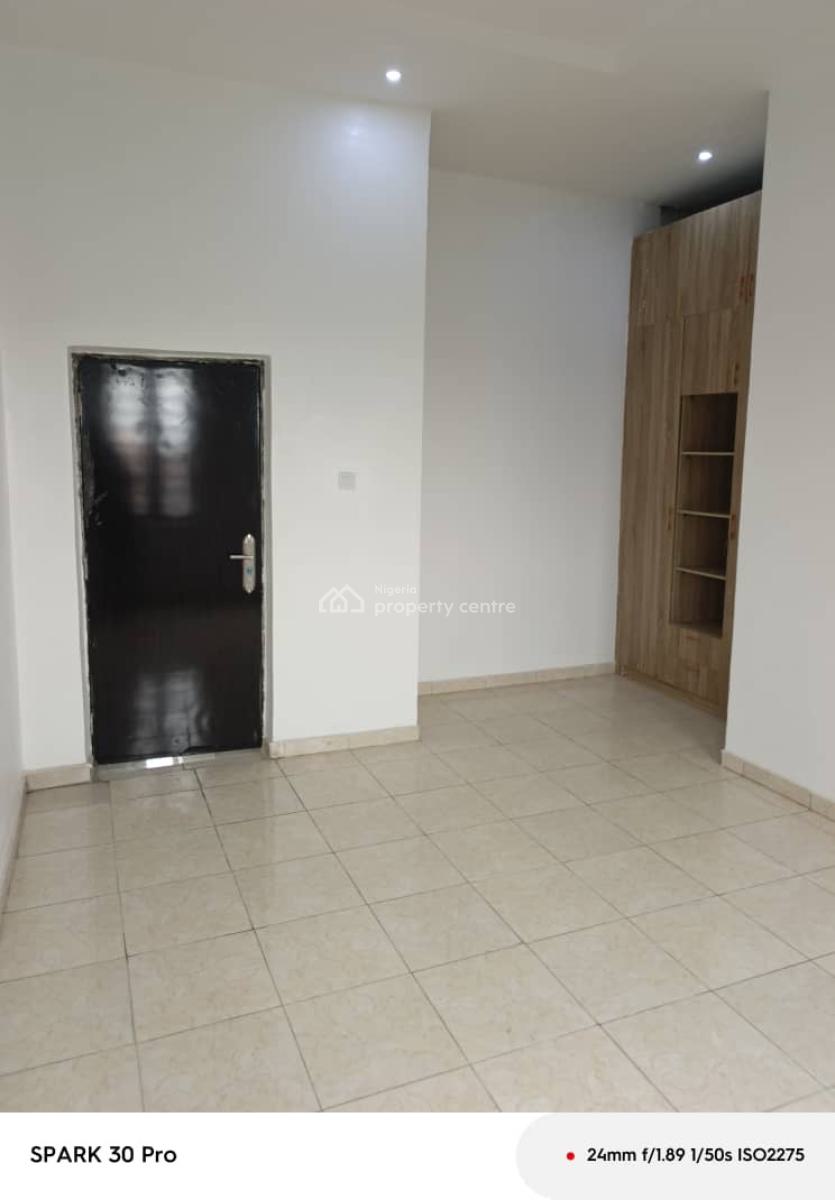 Serviced 2 Bedroom Flat Available, Osapa, Lekki, Lagos, Flat / Apartment for Rent