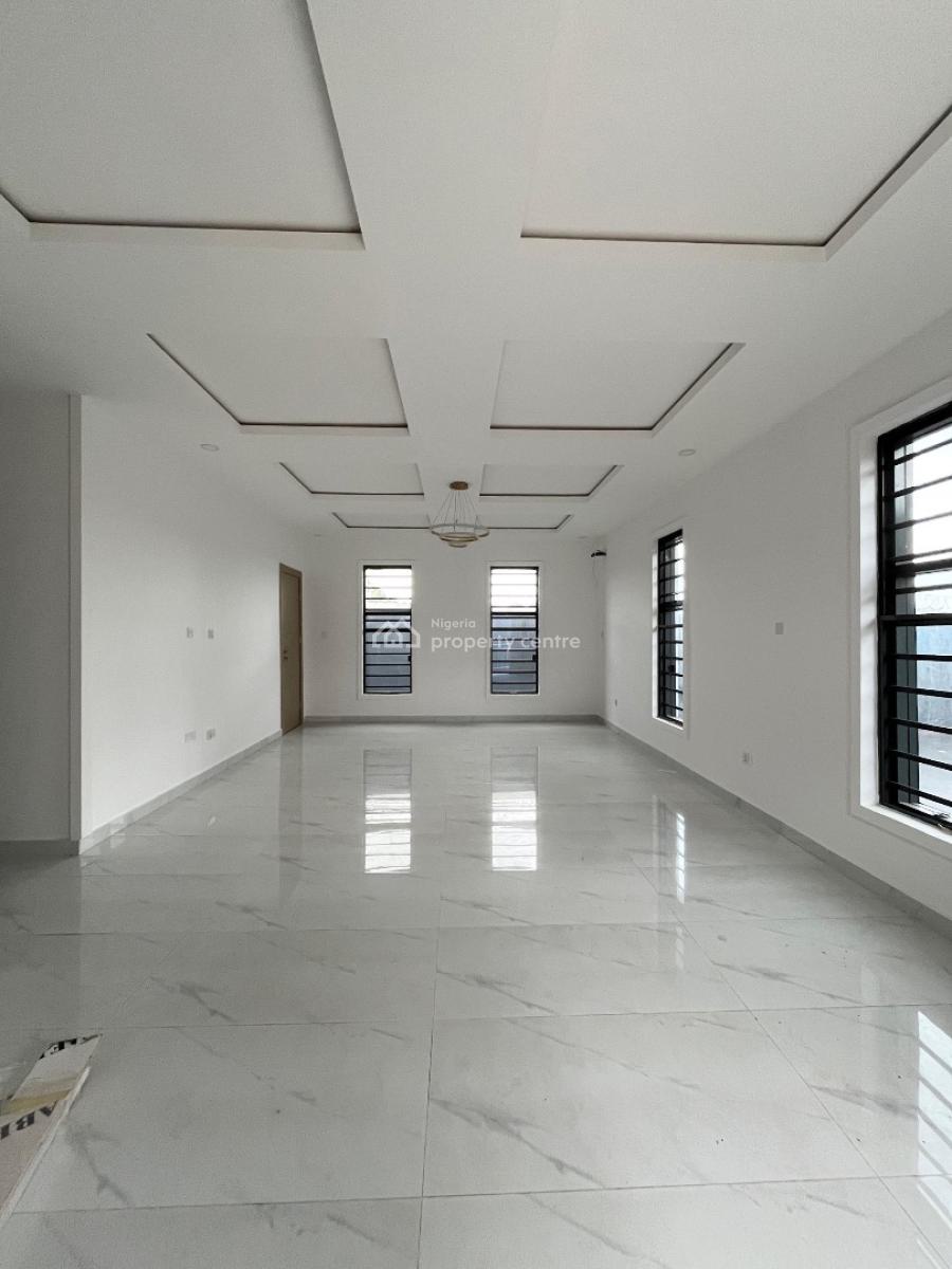 Fully Finished 3 Bedroom in Omole Phase 1 with C of O in Ikeja Gra, Omole Phase 1, Ikeja Gra, Ikeja, Lagos, Block of Flats for Sale