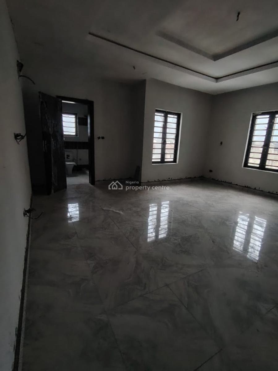 3 Bedrooms Maisonette with Bq, Famuyiwa Street, Off Mobil Road, Ajah, Lagos, House for Sale