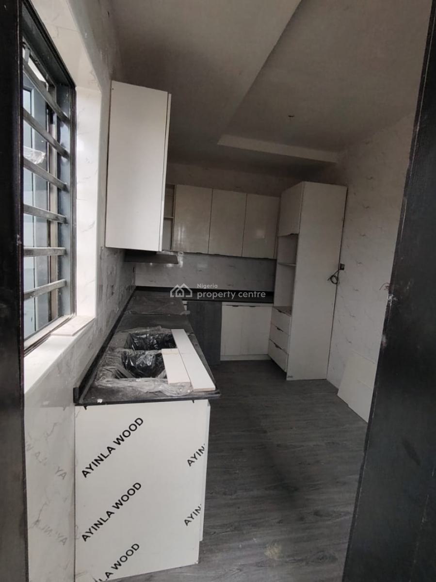 3 Bedrooms Maisonette with Bq, Famuyiwa Street, Off Mobil Road, Ajah, Lagos, House for Sale