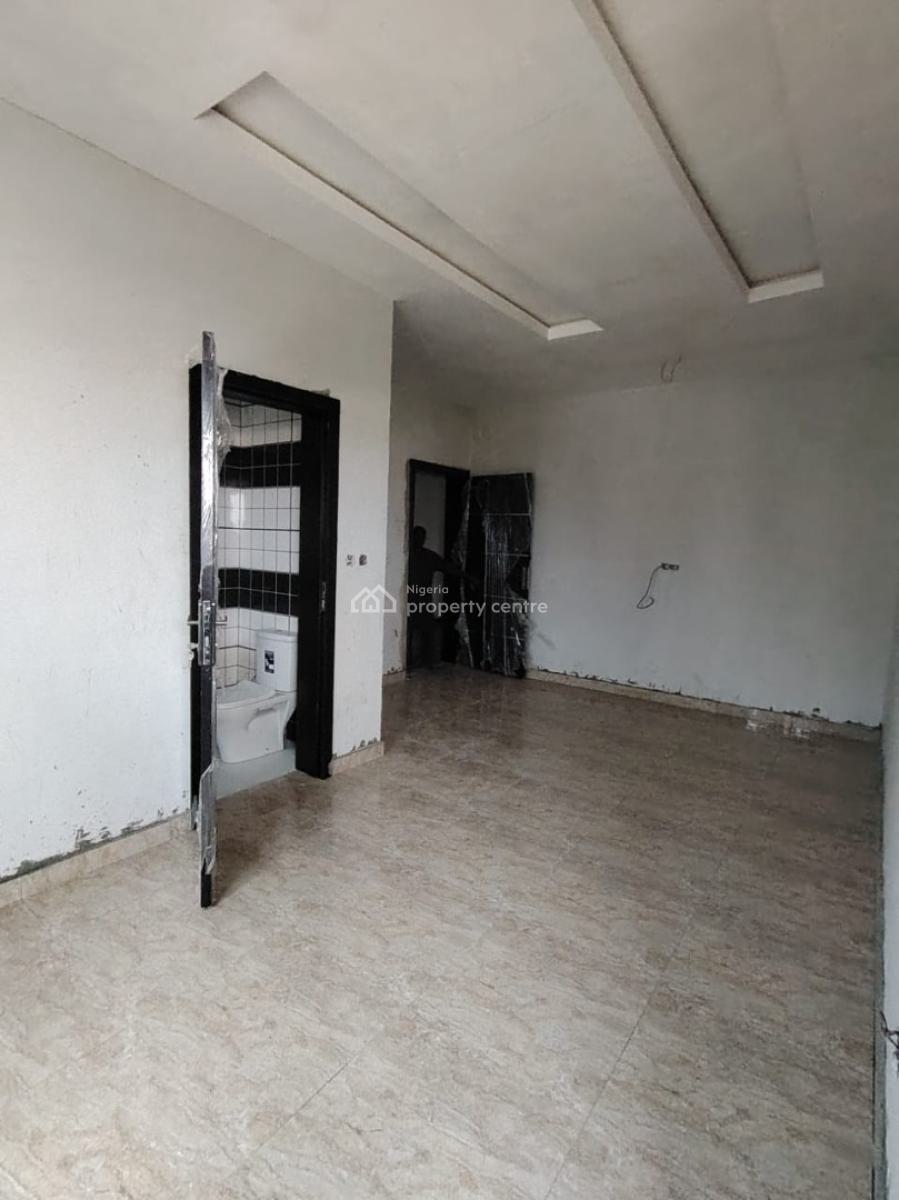 3 Bedrooms Maisonette with Bq, Famuyiwa Street, Off Mobil Road, Ajah, Lagos, House for Sale