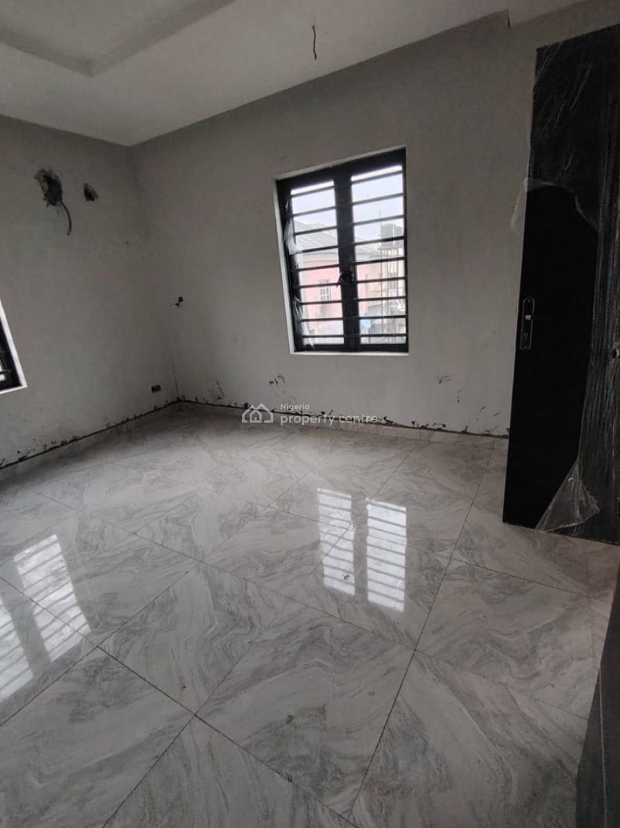 3 Bedrooms Maisonette with Bq, Famuyiwa Street, Off Mobil Road, Ajah, Lagos, House for Sale