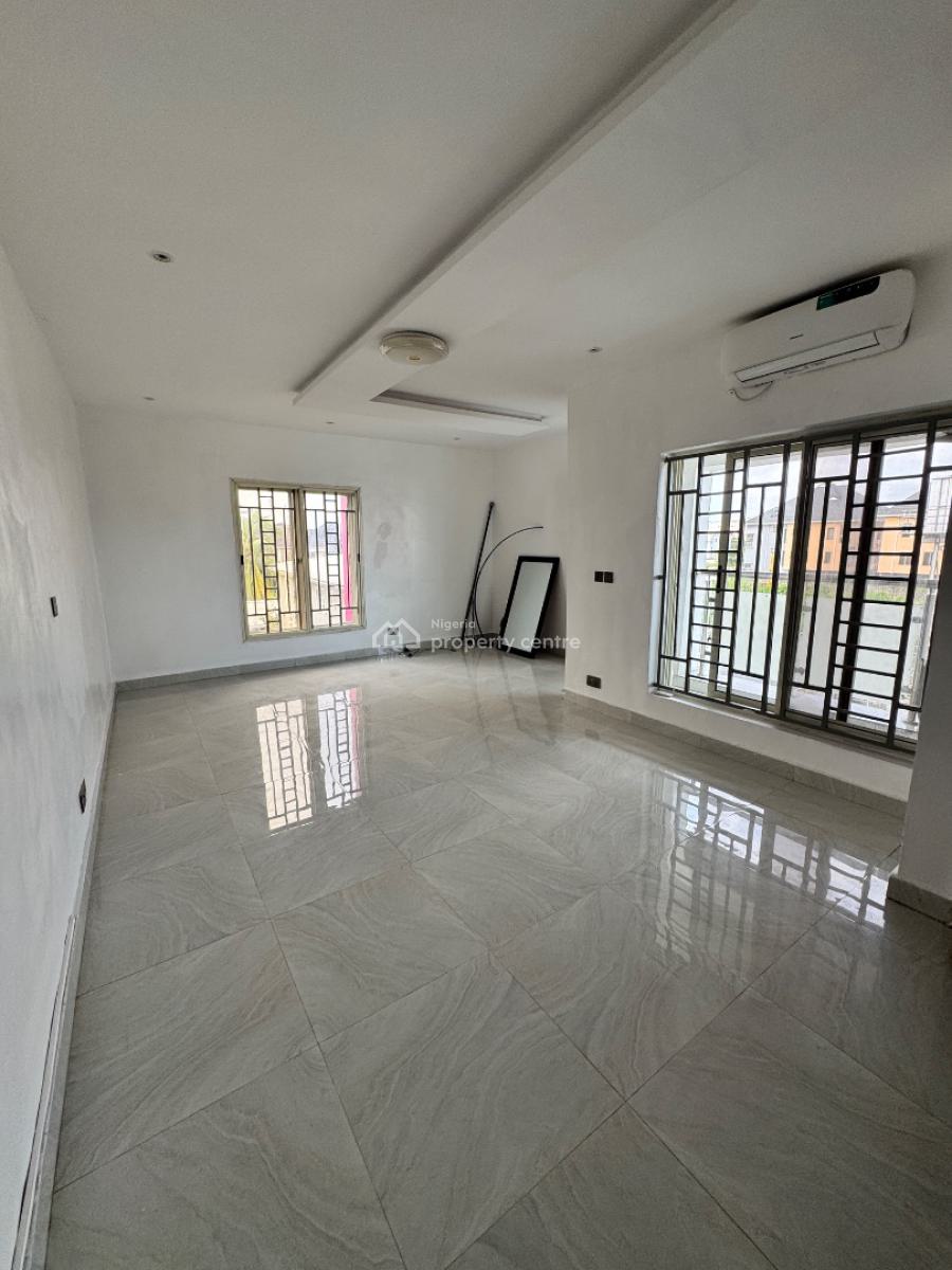 Fully Serviced 3 Bedroom Apartment, Lekki Phase 1, Lekki, Lagos, Flat / Apartment for Rent