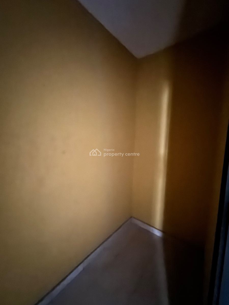 Fully Serviced 3 Bedroom Apartment, Lekki Phase 1, Lekki, Lagos, Flat / Apartment for Rent