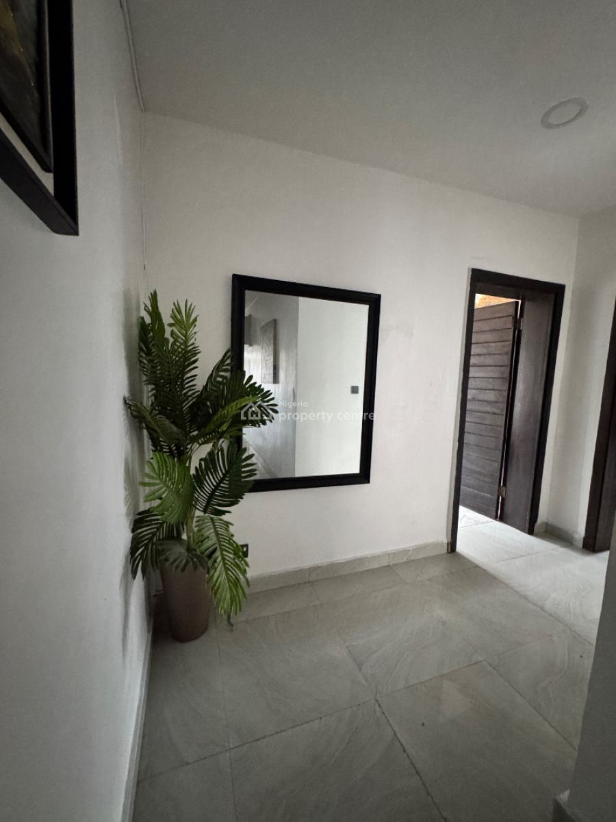 Fully Serviced 3 Bedroom Apartment, Lekki Phase 1, Lekki, Lagos, Flat / Apartment for Rent