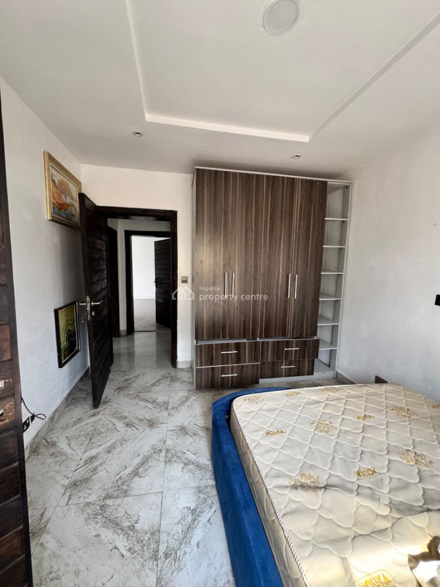 Fully Serviced 3 Bedroom Apartment, Lekki Phase 1, Lekki, Lagos, Flat / Apartment for Rent