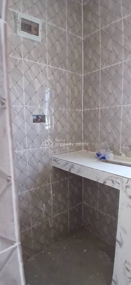 Single Room, Alashila Estate, Ogombo, Ajah, Lagos, Self Contain (single Rooms) for Rent