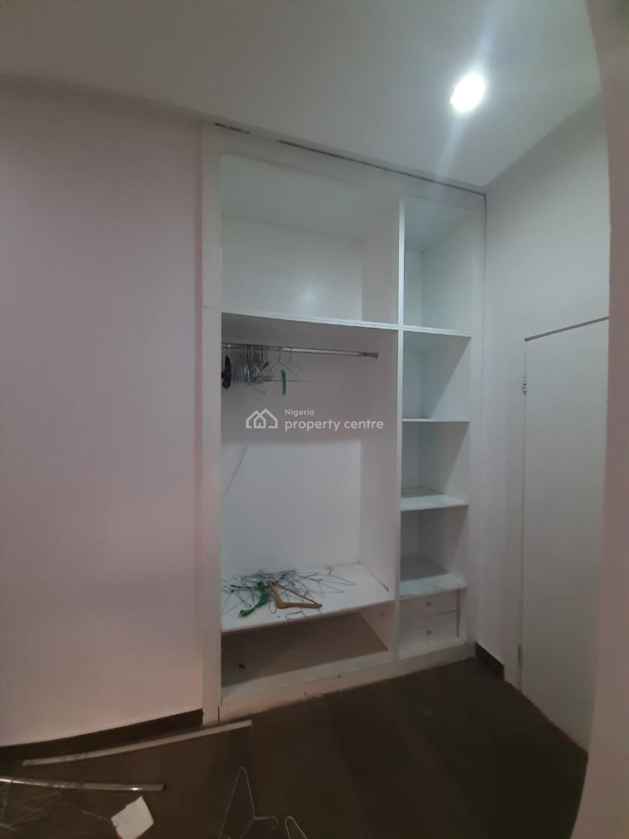 Serviced 3 Bedroom En-suite Flat with Fitted Kitchen, Cooker, Heat Ext, Oniru, Victoria Island (vi), Lagos, Flat / Apartment for Rent