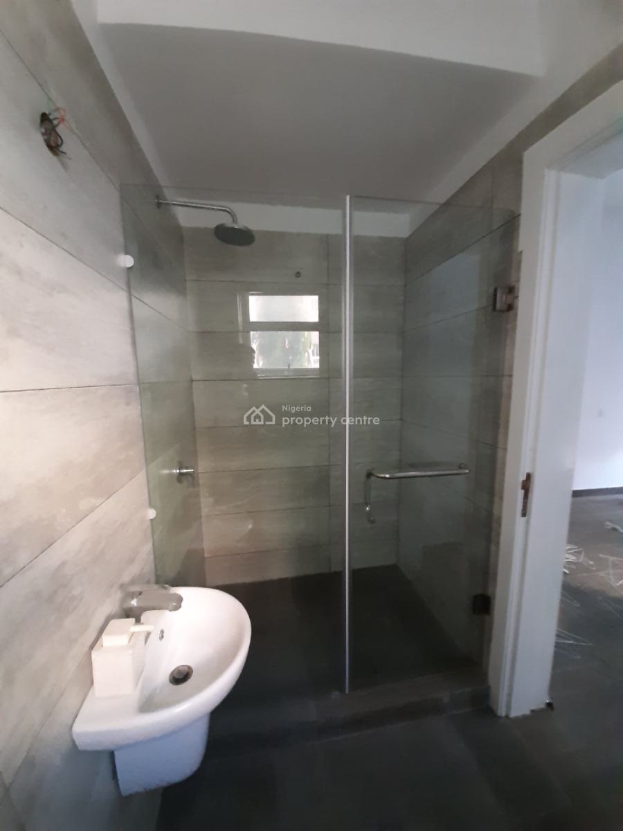 Serviced 3 Bedroom En-suite Flat with Fitted Kitchen, Cooker, Heat Ext, Oniru, Victoria Island (vi), Lagos, Flat / Apartment for Rent