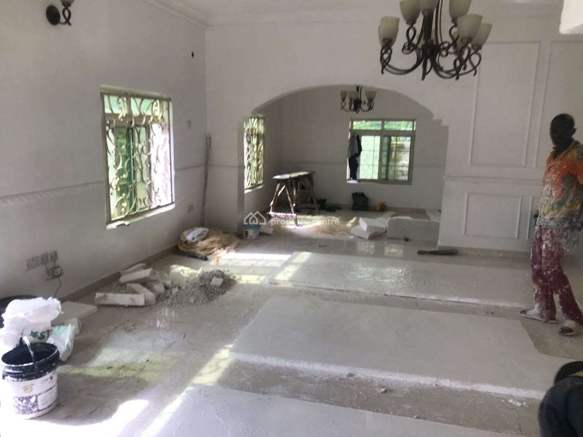 Old 4 Bedroom Detached Duplex with Bq, Zone 5, Wuse 2, Abuja, Detached Duplex for Sale