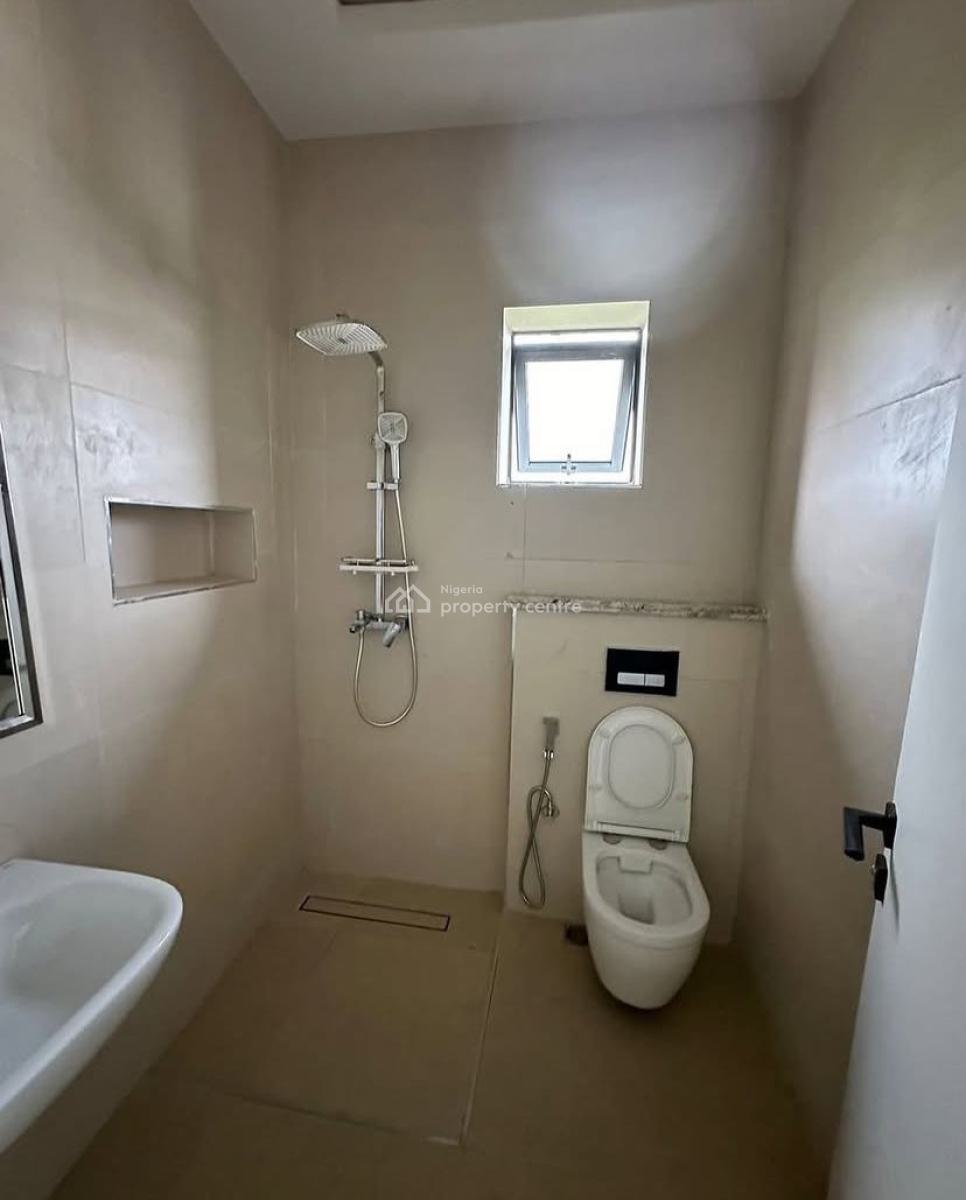 Step Into Modern Living with This Smart 3-bedroom Apartment + Bq, Jahi, Abuja, Block of Flats for Sale