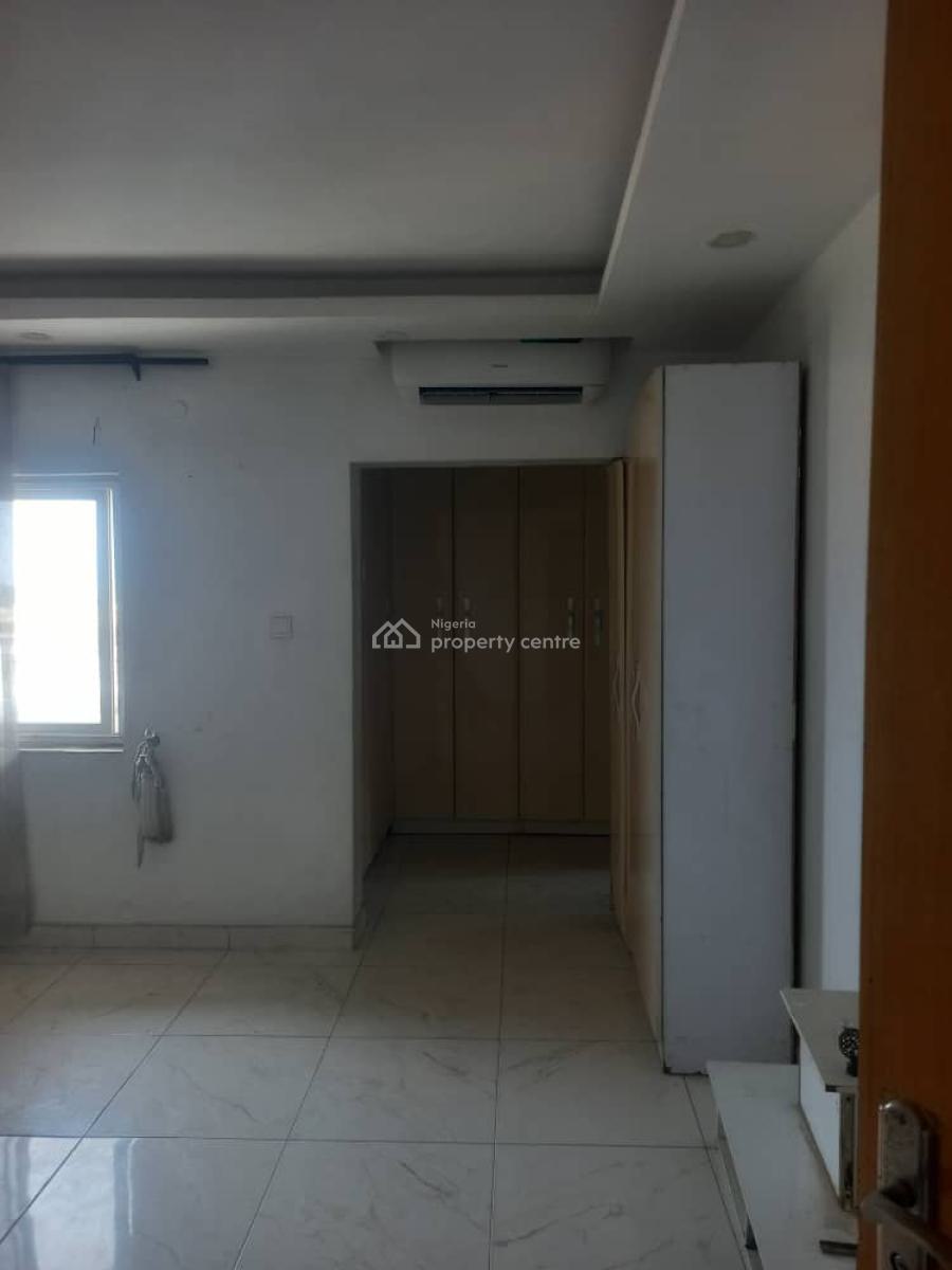 4 Bedroon Flat with a Room Bq with 24 Hours Light, Safe Court, Ikate Elegushi, Lekki, Lagos, Flat / Apartment for Rent