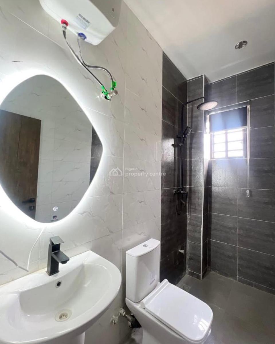 Furnished 2 Bedroom Apartment(1st Floor), Ologolo, Lekki, Lagos, Flat / Apartment for Rent