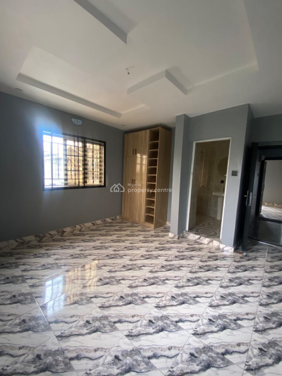 an Executive Three Bedroom Flat, Peace Land Estate, Off Abraham Adesanya, Ogombo, Ajah, Lagos, Flat / Apartment for Rent