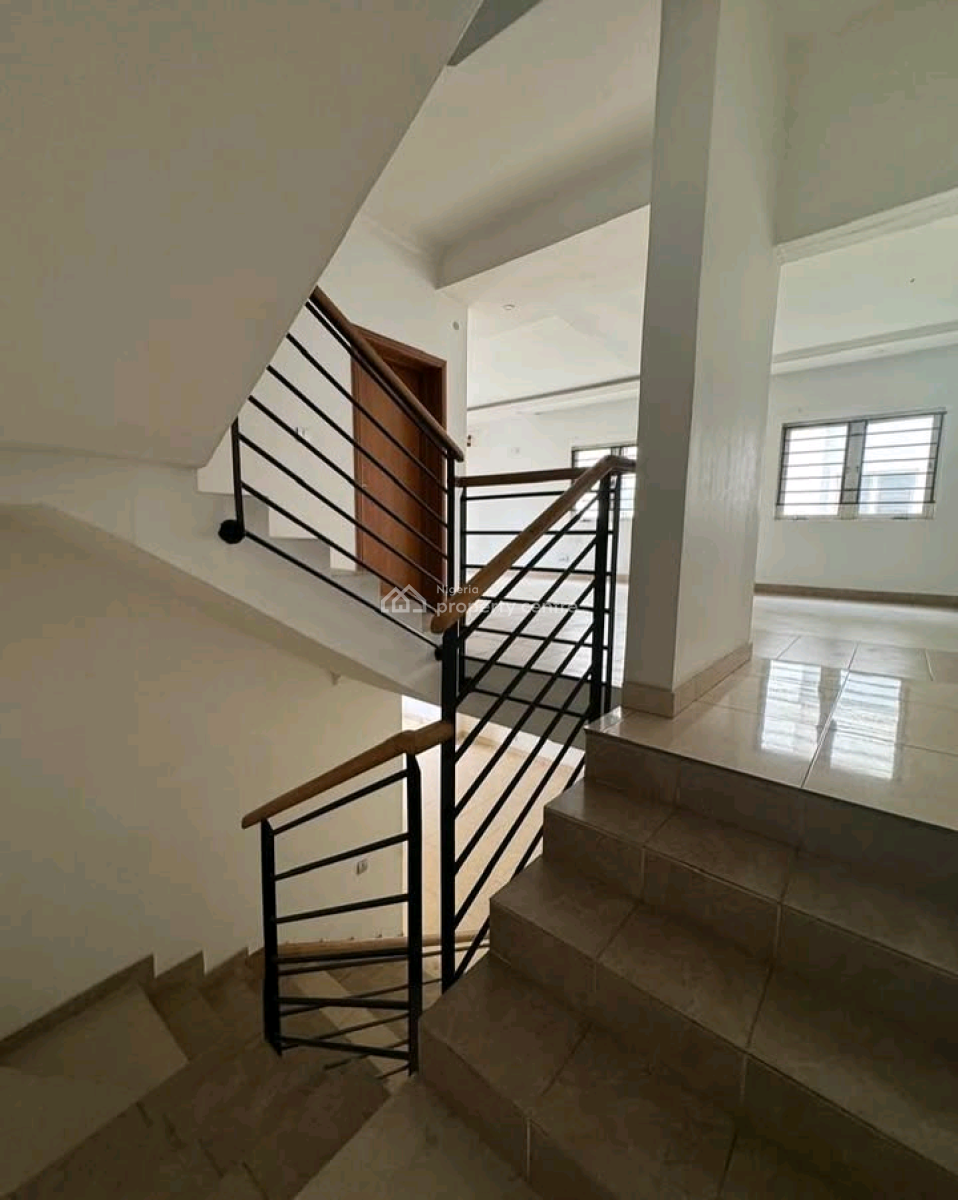 Spacious 4 Bedroom Semi-detached Duplex with 2 Rooms Boys Quarters., Banana Island, Ikoyi, Lagos, House for Rent