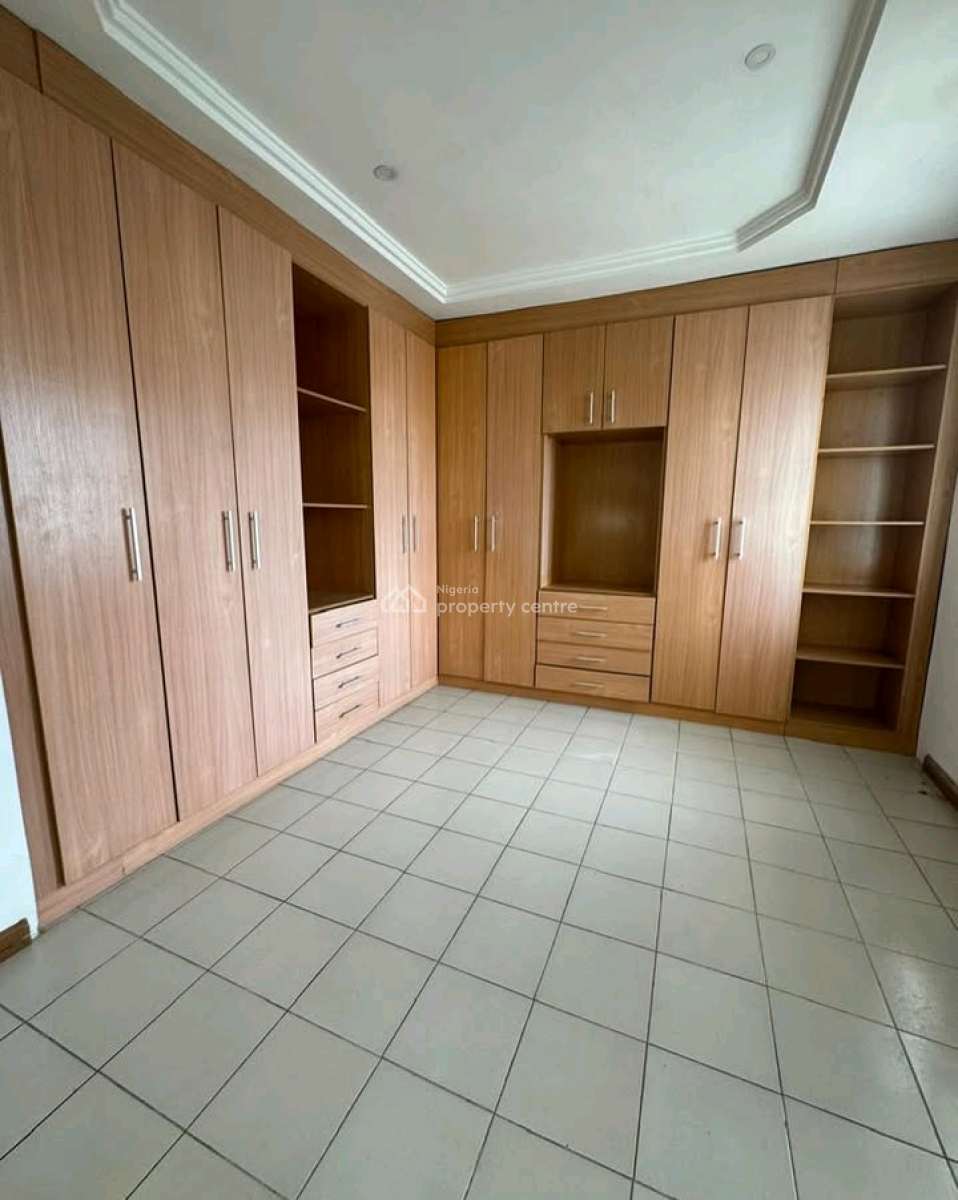 Spacious 4 Bedroom Semi-detached Duplex with 2 Rooms Boys Quarters., Banana Island, Ikoyi, Lagos, House for Rent