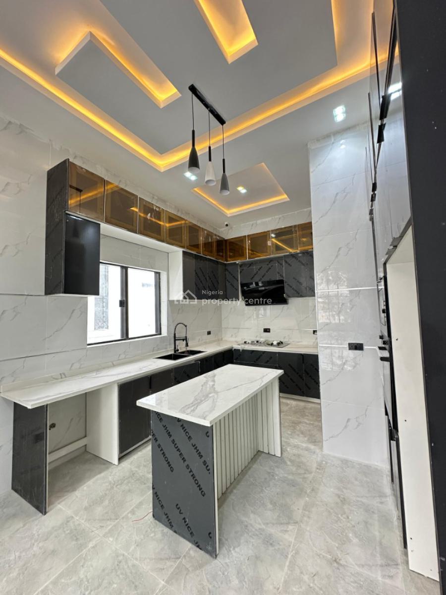 Spacious 4 Bedrooms Fully Detached Duplex with Bq, Family Lounge and Pool, Chevron Estate, Lekki, Lagos, Detached Duplex for Sale