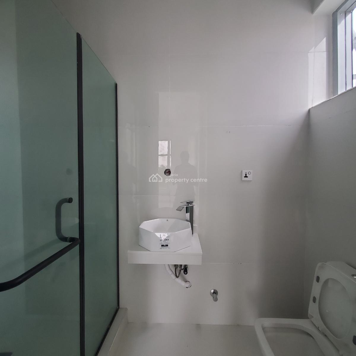Exquisite 5bedroom Duplex with a Pool and Bq, Osapa, Lekki, Lagos, House for Sale